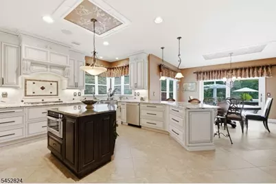 319 Valley View Cir, Freehold Township, NJ 07728 - Photo 18
