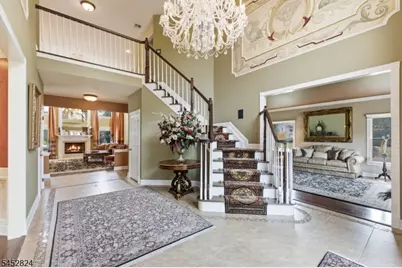 319 Valley View Cir, Freehold Township, NJ 07728 - Photo 6