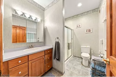 25 Decker Pond Trl, Vernon, NJ 07461 - Photo 12