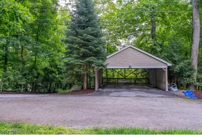 25 Decker Pond Trl, Vernon, NJ 07461 - Photo 22