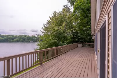 25 Decker Pond Trl, Vernon, NJ 07461 - Photo 18