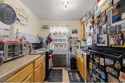 637 Myrtle St #4, Elizabeth, NJ 07202 - Photo 12