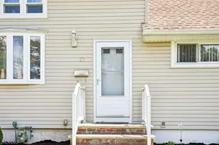 10 Independence Dr, Roselle, NJ 07203 - Photo 46