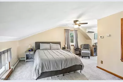 10 Independence Dr, Roselle, NJ 07203 - Photo 24
