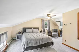 10 Independence Dr, Roselle, NJ 07203 - Photo 24