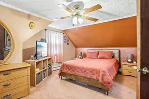 10 Independence Dr, Roselle, NJ 07203 - Photo 28