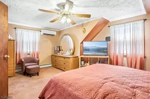 10 Independence Dr, Roselle, NJ 07203 - Photo 30