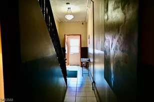 77 Columbia St, Newark, NJ 07102 - Photo 4
