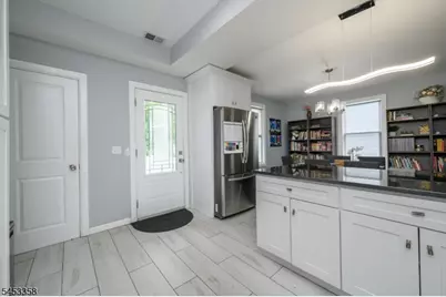 708 E Grand Ave, Rahway, NJ 07065 - Photo 14