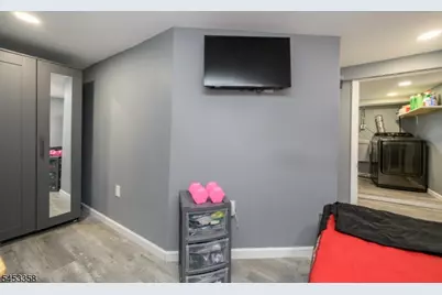 708 E Grand Ave, Rahway, NJ 07065 - Photo 30