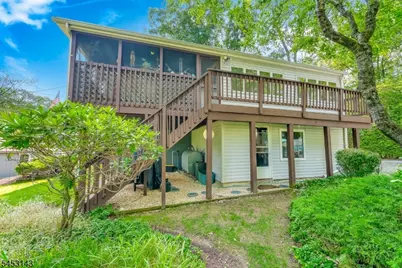 59 Shawnee Rd, Hopatcong, NJ 07843 - Photo 8