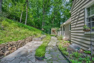 173 Hillcrest Rd, Watchung, NJ 07069 - Photo 36