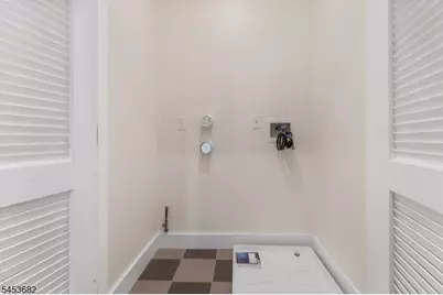 57 Eckert Ave, Newark, NJ 07112 - Photo 26