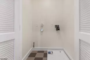 57 Eckert Ave, Newark, NJ 07112 - Photo 26