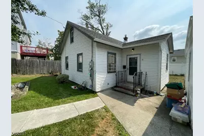 16 Bayard Pl, Newark, NJ 07106 - Photo 2