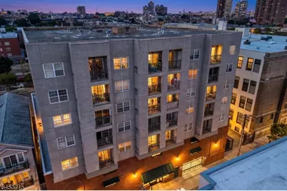 318 54th St #4L, West New York, NJ 07093 - Photo 1