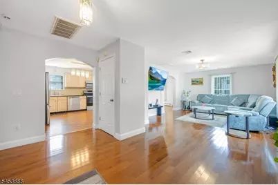 7 Henoch Ave, Clifton, NJ 07013 - Photo 6