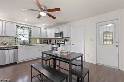 101 S 18th Ave, Manville, NJ 08835 - Photo 10