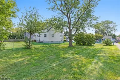 101 S 18th Ave, Manville, NJ 08835 - Photo 32
