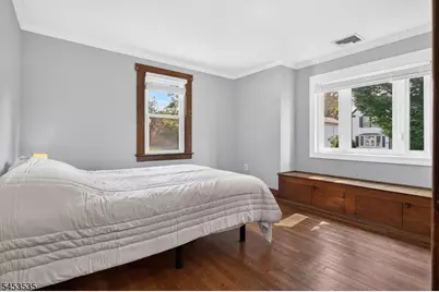 1 Perry Pl, Springfield, NJ 07081 - Photo 8