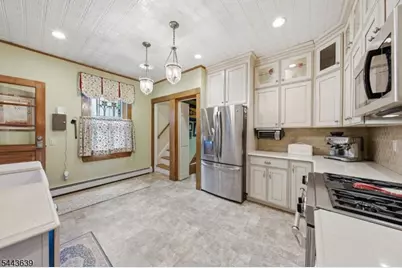 11 Willow St, Cranford Township, NJ 07016 - Photo 14