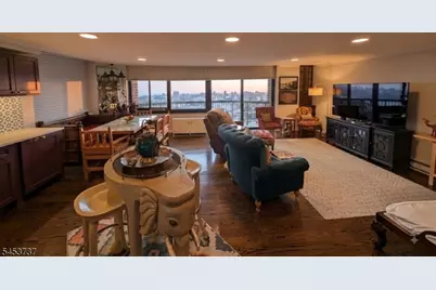 770 Anderson Ave #23N, Cliffside Park, NJ 07010 - Photo 2