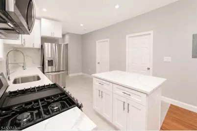 734 Summer Ave First Floor #1, Newark, NJ 07104 - Photo 4