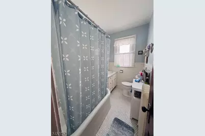 409 E 25th St, Paterson, NJ 07514 - Photo 14