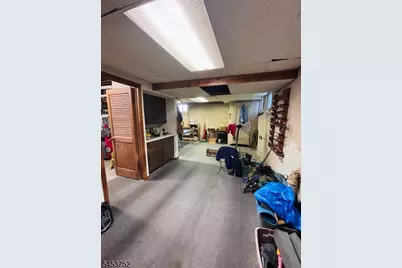 409 E 25th St, Paterson, NJ 07514 - Photo 20
