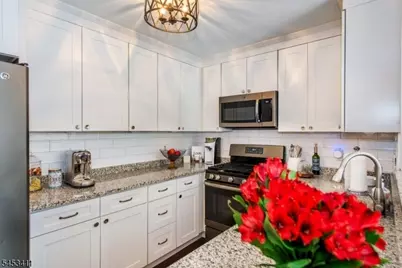 44 Ridgedale Ave #114, Morristown, NJ 07960 - Photo 8