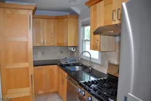 38 Auburn Rd, Parsippany, NJ 07054 - Photo 12
