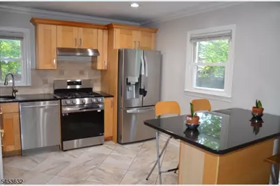 38 Auburn Rd, Parsippany, NJ 07054 - Photo 10