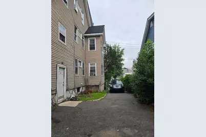13 Fuller Pl, Irvington, NJ 07111 - Photo 4