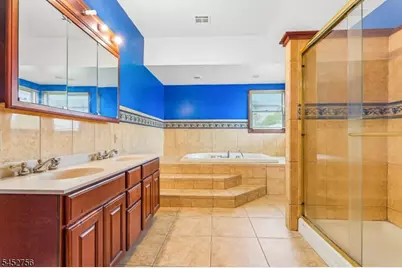124 Sonora Ave, Woodbridge Township, NJ 08830 - Photo 12