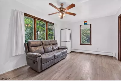 1601 N Stiles St, Linden, NJ 07036 - Photo 6