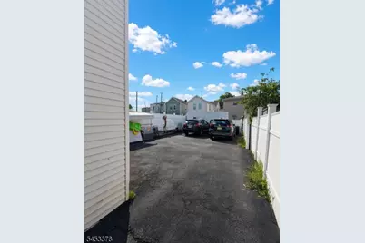 302 N 10th St, Newark, NJ 07107 - Photo 16