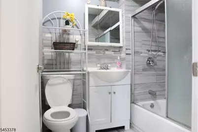 302 N 10th St, Newark, NJ 07107 - Photo 6