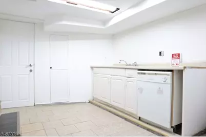 302 N 10th St, Newark, NJ 07107 - Photo 12