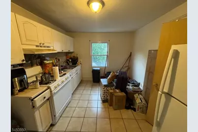 554 Norwood St, East Orange, NJ 07018 - Photo 8