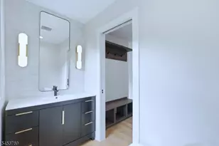 41 Pino Ct, Clifton, NJ 07013 - Photo 20