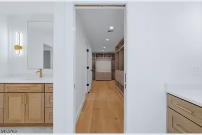 41 Pino Ct, Clifton, NJ 07013 - Photo 28