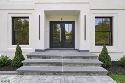 41 Pino Ct, Clifton, NJ 07013 - Photo 4