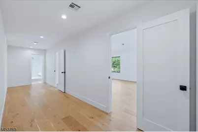 41 Pino Ct, Clifton, NJ 07013 - Photo 22