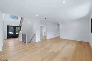 41 Pino Ct, Clifton, NJ 07013 - Photo 10
