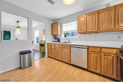 154 Vista Dr #154H, Hanover Township, NJ 07927 - Photo 10