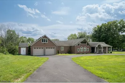 11 Summit Dr, Frankford Township, NJ 07826 - Photo 2