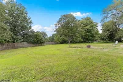 752 Park Ave, Middletown, NJ 07718 - Photo 34