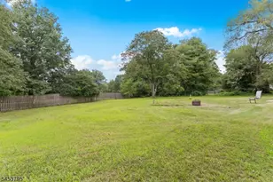 752 Park Ave, Middletown, NJ 07718 - Photo 34