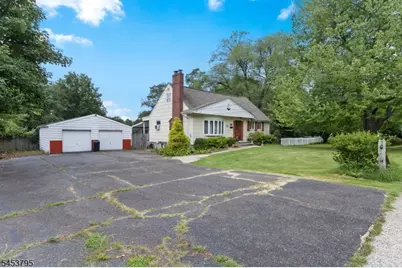 752 Park Ave, Middletown, NJ 07718 - Photo 4