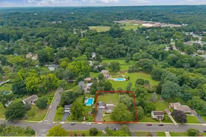 752 Park Ave, Middletown, NJ 07718 - Photo 8